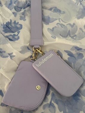 Lululemon duo wristlet
